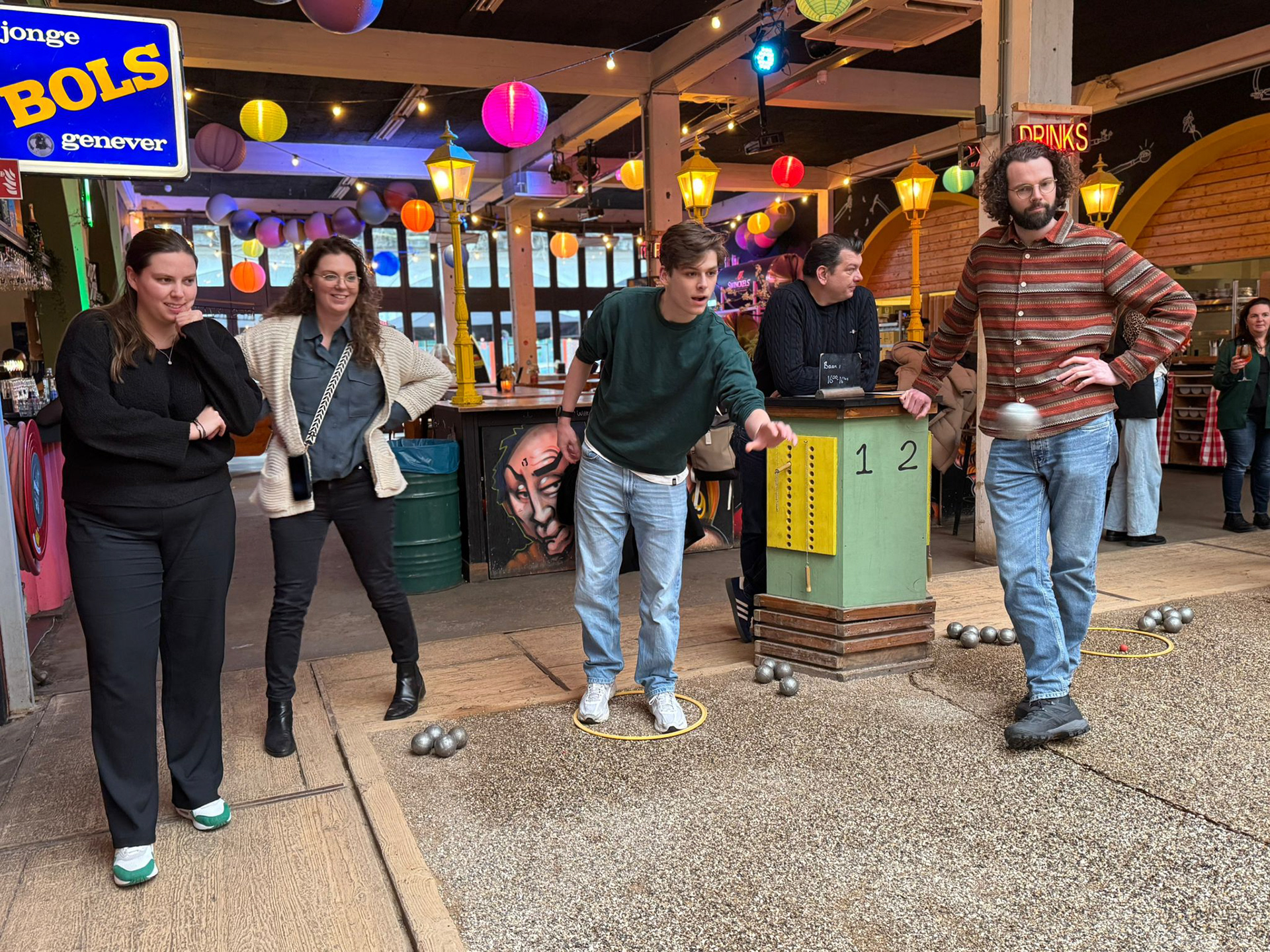 Picture of Casper with internship company Okapion on final day